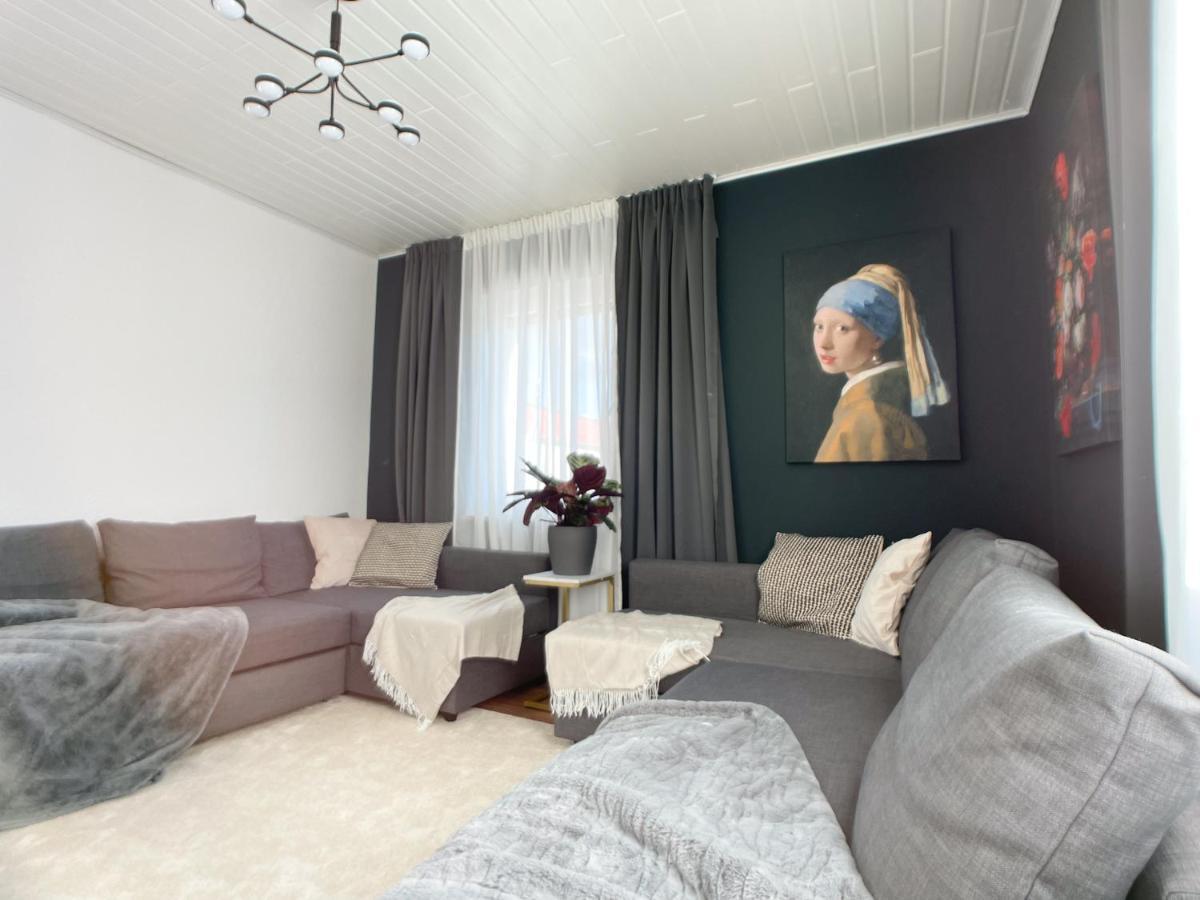 M-Style 01 Apartment Mit Terrasse Und Gasgrill, 24H Self-Check-In, Free Parking, Netflix Nuremberg Luaran gambar